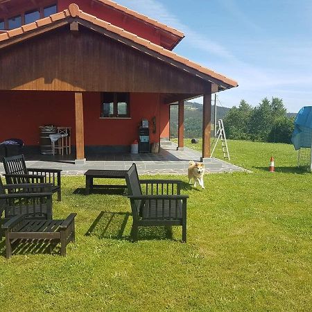 La Casita De Titi Villa Pravia Exteriör bild
