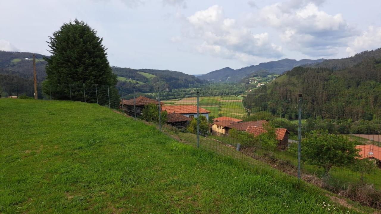 La Casita De Titi Villa Pravia Exteriör bild
